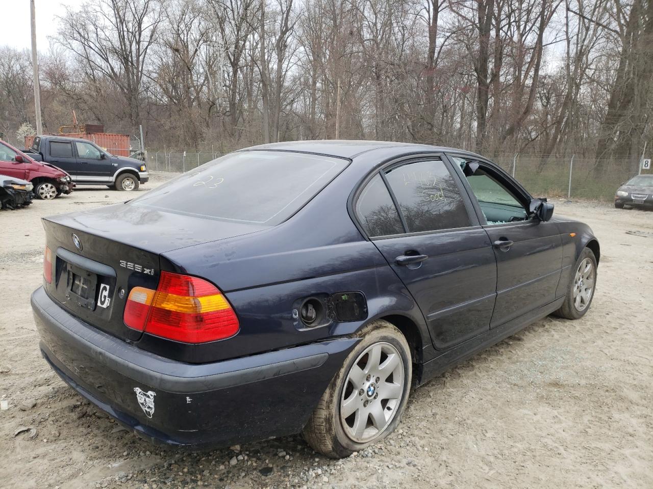 Photo 4 from auction – 2002 BMW 325 XI with VIN WBAEU33452PF70113
