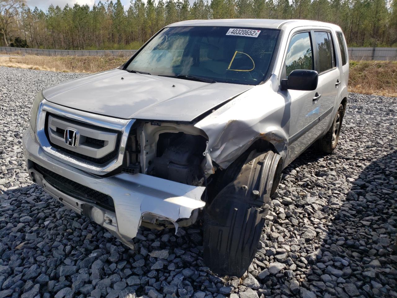 Photo 2 from auction – 2010 HONDA PILOT LX with VIN 5FNYF4H23AB040445
