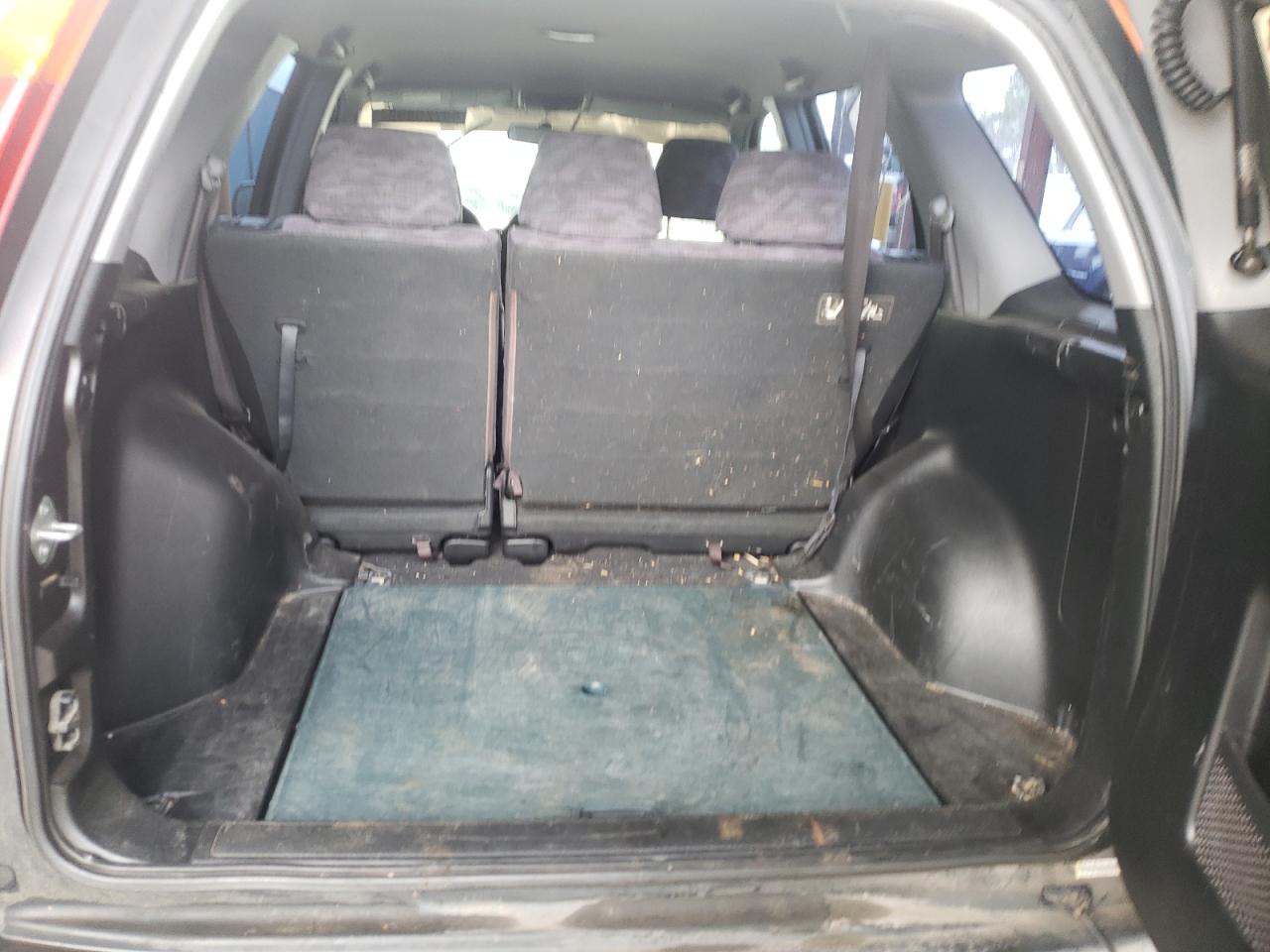 Photo 9 from auction – 2004 HONDA CR-V LX with VIN JHLRD68504C001607