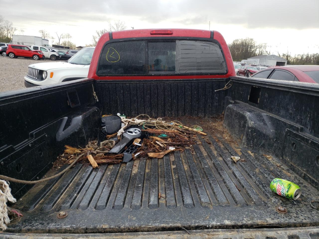 Photo 6 from auction – 2011 TOYOTA TACOMA with VIN 5TFPX4EN9BX005200
