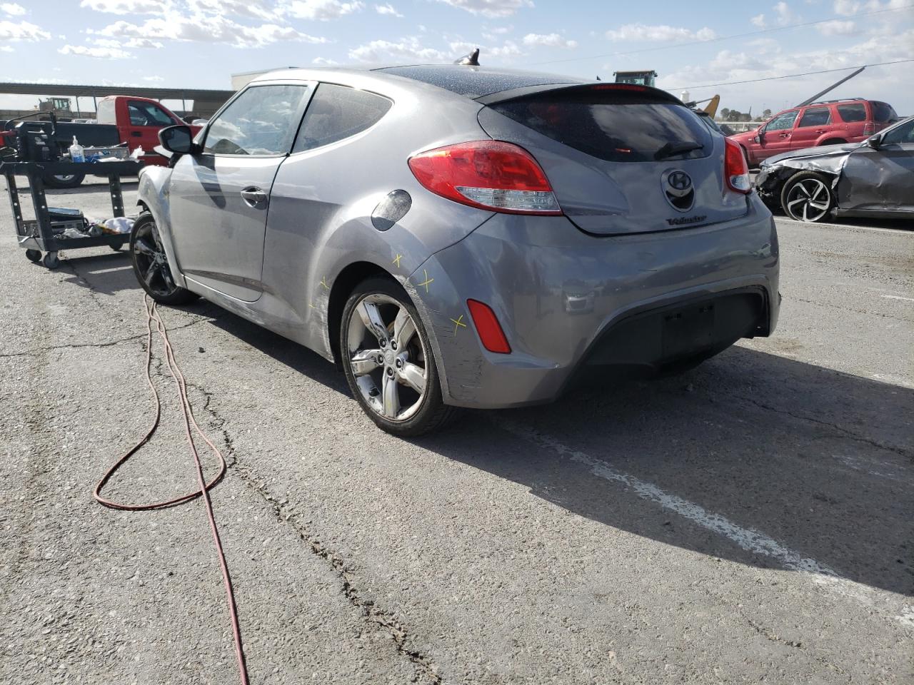 Photo 3 from auction – 2015 HYUNDAI VELOSTER with VIN KMHTC6AD2FU239457