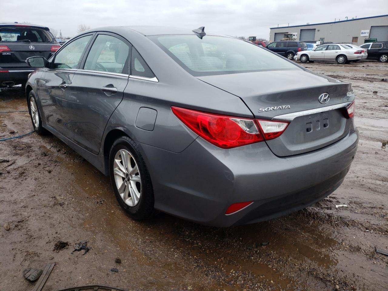 Photo 3 from auction – 2014 HYUNDAI SONATA GLS with VIN 5NPEB4AC9EH860263