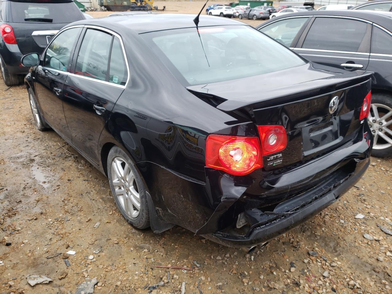 Photo 3 from auction – 2007 VOLKSWAGEN JETTA WOLF with VIN 3VWEF71K97M123846
