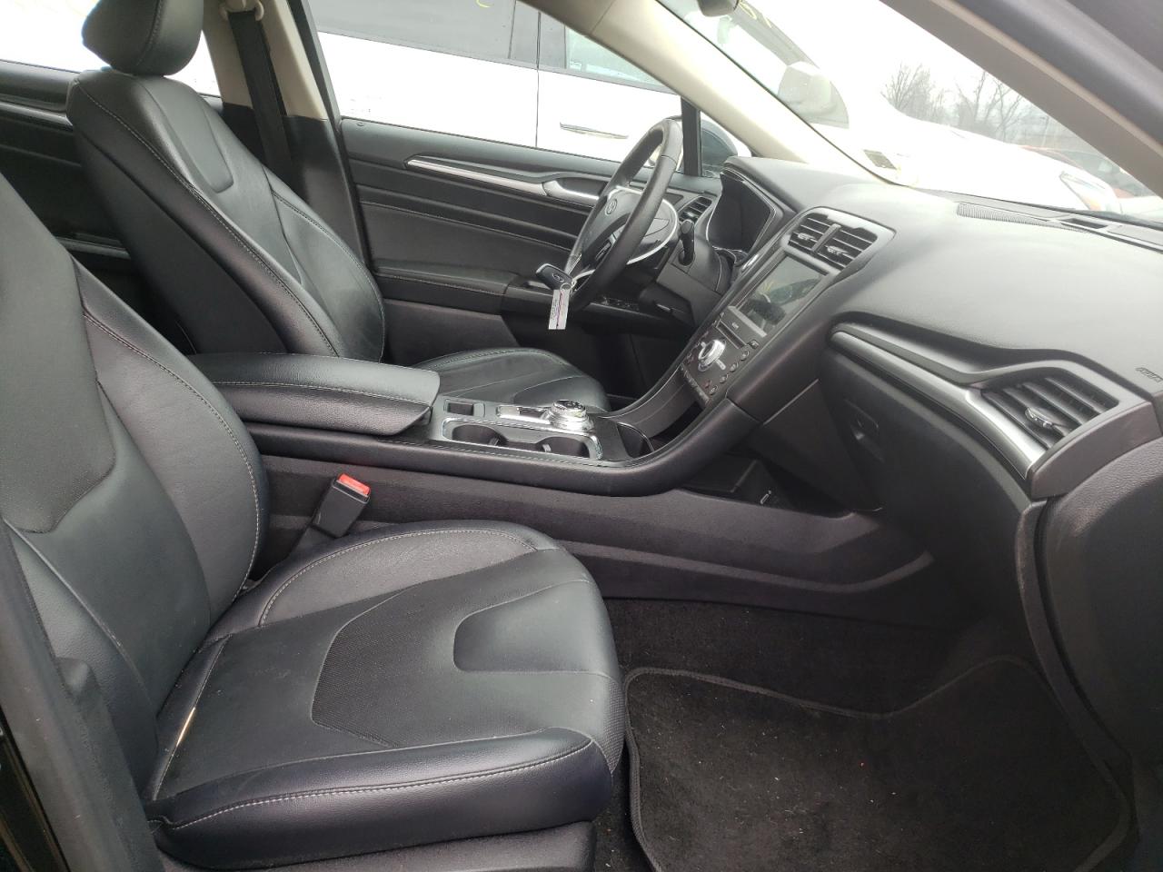 Photo 5 from auction – 2018 FORD FUSION TIT with VIN 3FA6P0D93JR169256