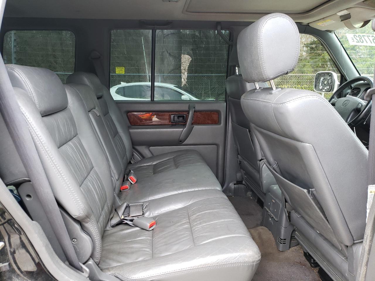 Photo 6 from auction – 1998 ACURA SLX with VIN JAEDJ58X6W7B00089