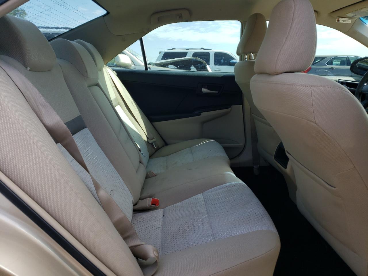 Photo 6 from auction – 2012 TOYOTA CAMRY with VIN 4T1BF1FK8CU621050