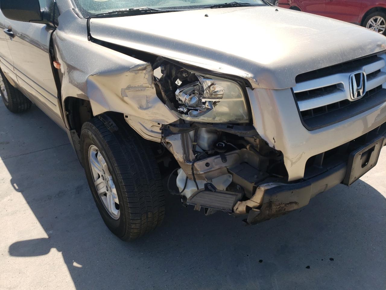Foto 9 de la subasta – 2006 HONDA PILOT LX con VIN 5FNYF28176B050415