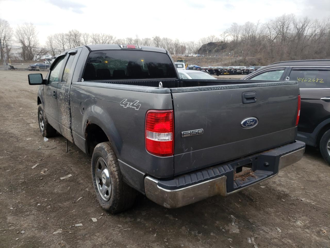 Photo 3 from auction – 2005 FORD F150 with VIN 1FTRX14WX5NA04025