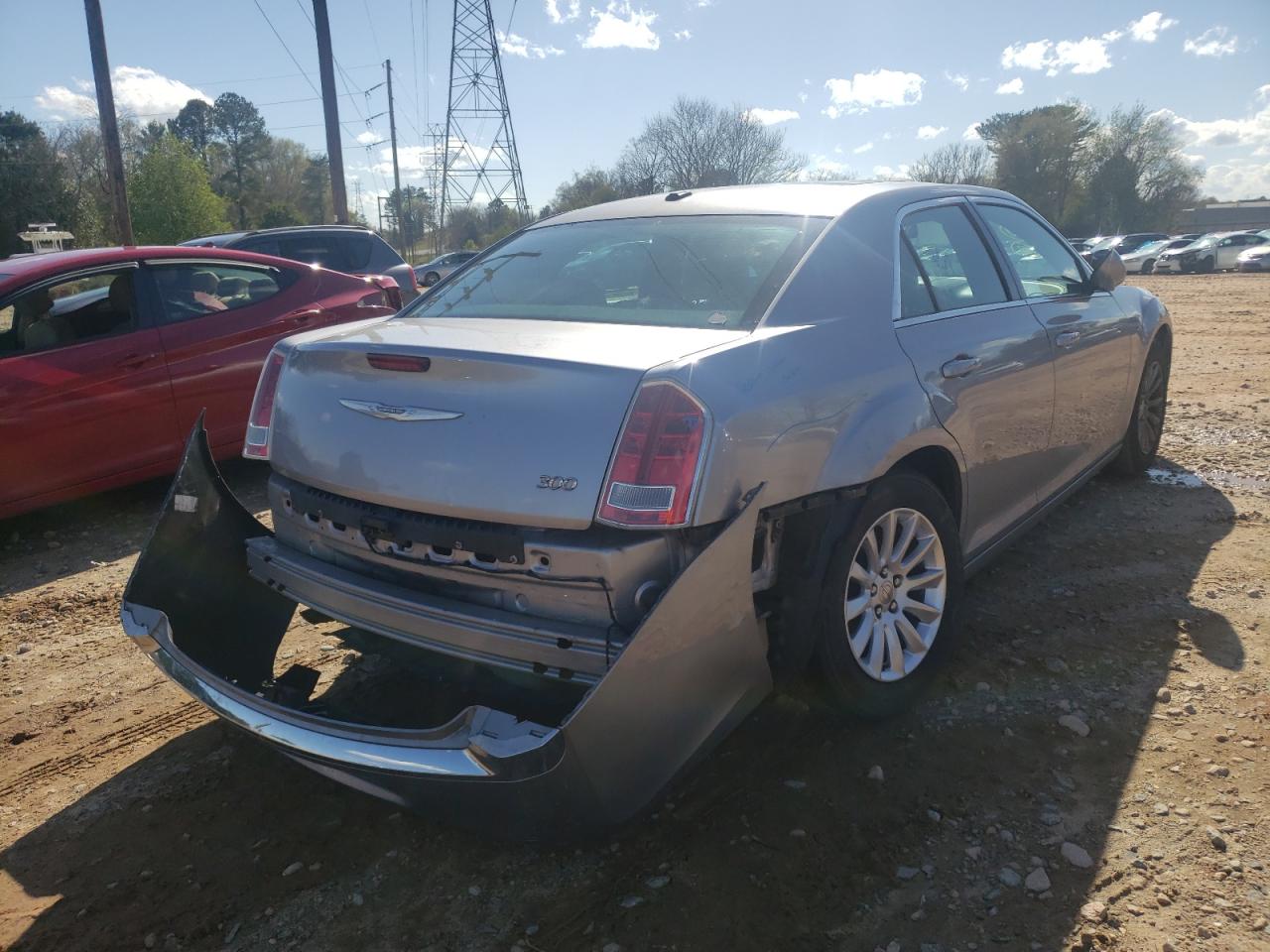 Photo 4 from auction – 2013 CHRYSLER 300 with VIN 2C3CCAAG1DH739079
