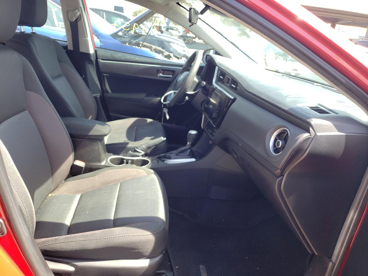 Photo 5 from auction – 2019 TOYOTA COROLLA L with VIN 5YFBURHE6KP931936