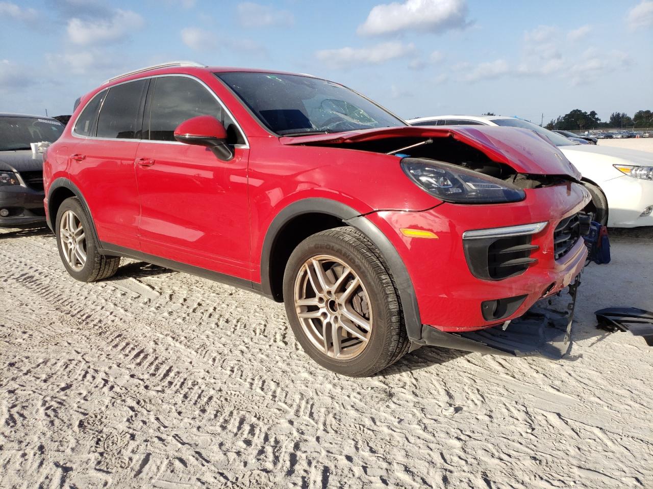 PORSCHE CAYENNE 2016 with VIN WP1AA2A25GLA06607 - Photo from auction