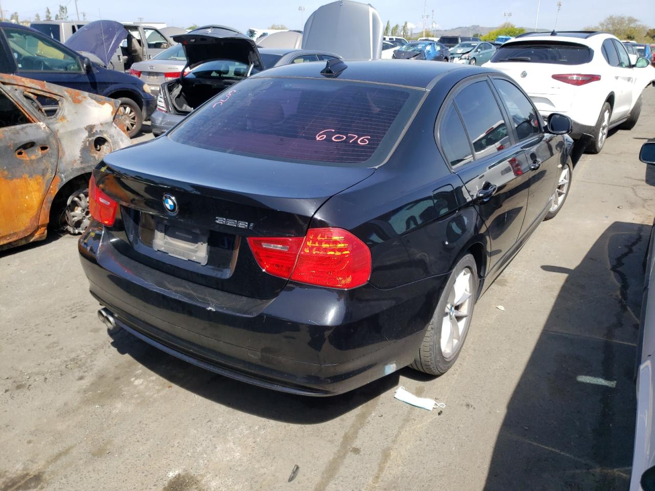 Photo 4 from auction – 2010 BMW 328 I SULE with VIN WBAPH5G59ANM36076