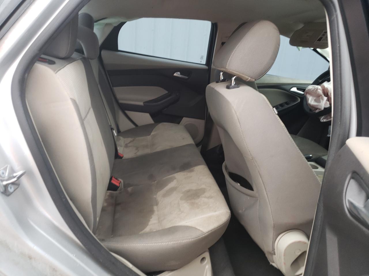 Photo 6 from auction – 2014 FORD FOCUS with VIN 1FADP3F29EL436672