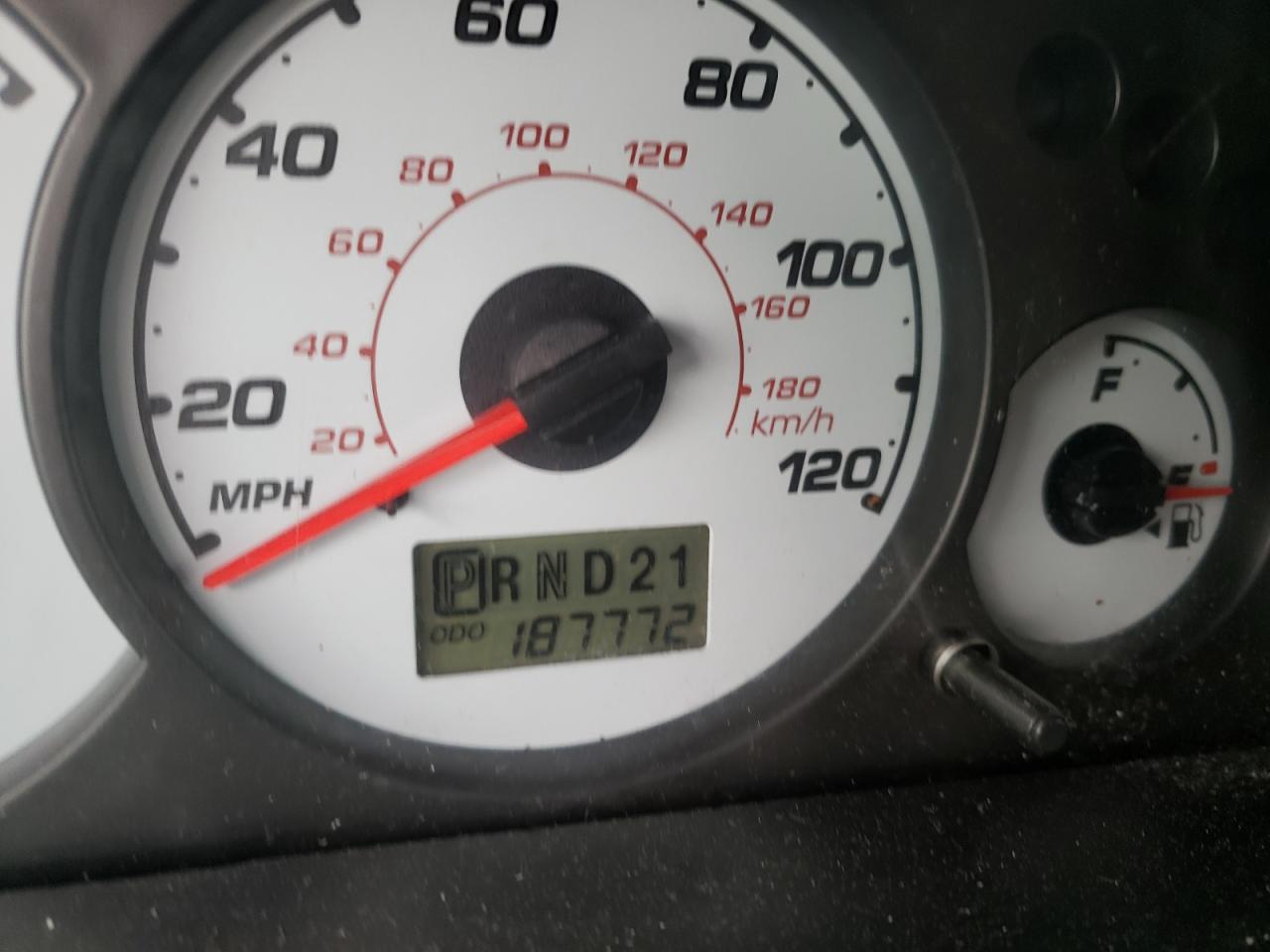 Photo 8 from auction – 2002 FORD ESCAPE XLT with VIN 1FMYU03142KC84165