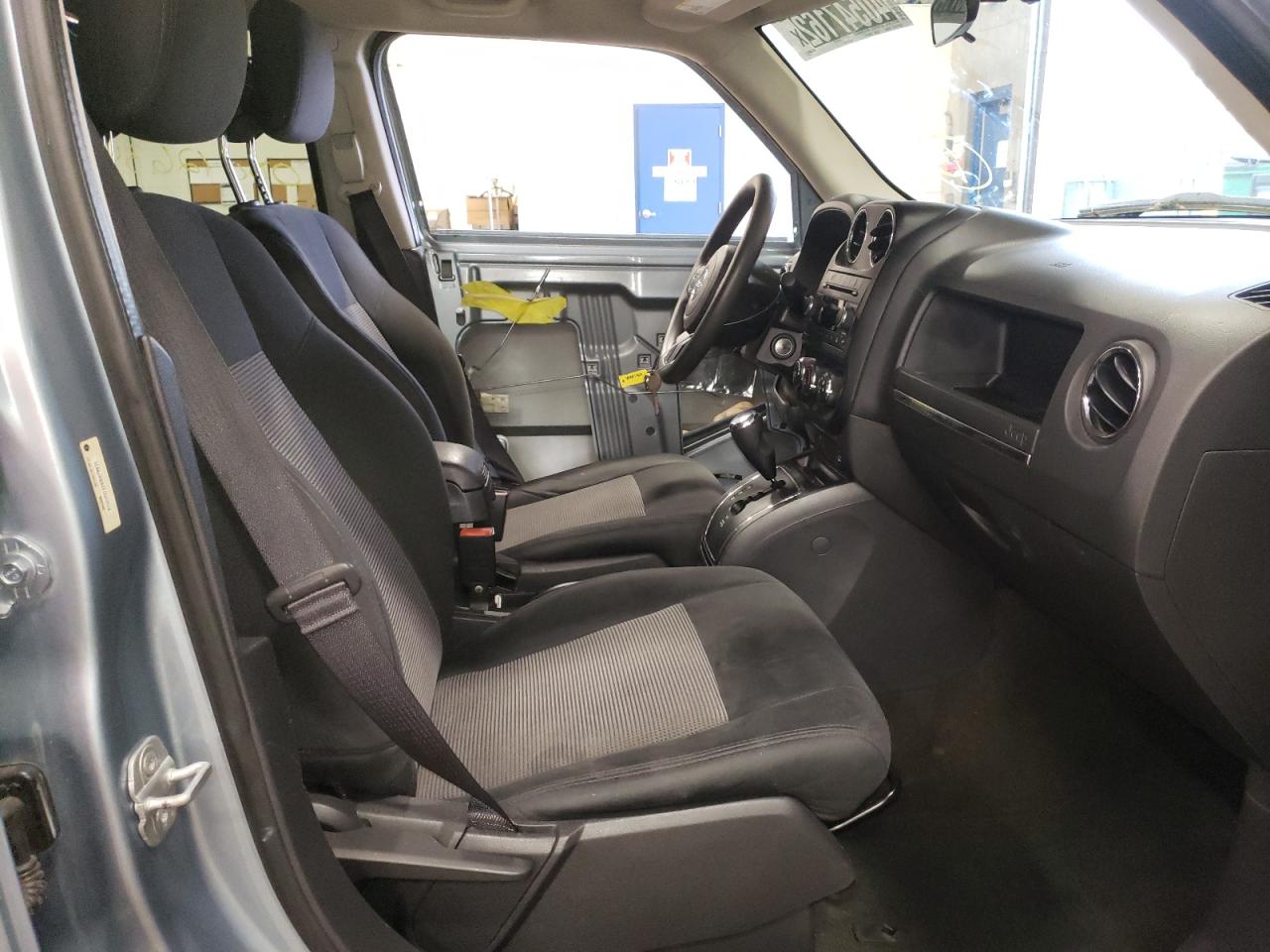 Photo 5 from auction – 2014 JEEP PATRIOT SP with VIN 1C4NJRBB2ED513174