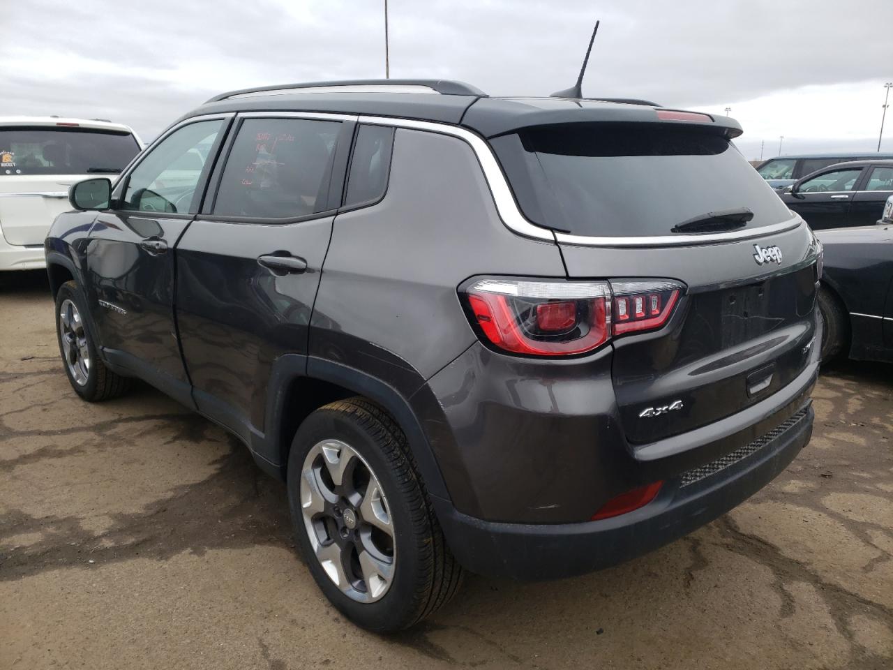 Photo 3 from auction – 2020 JEEP COMPASS LI with VIN 3C4NJDCB9LT216122
