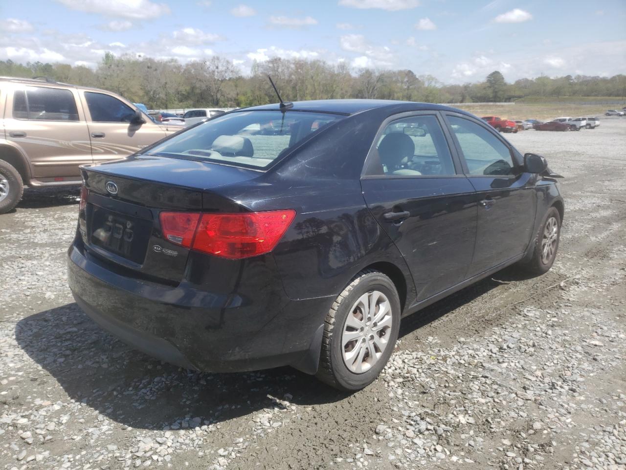Photo 4 from auction – 2011 KIA FORTE LX with VIN KNAFT4A28B5370236