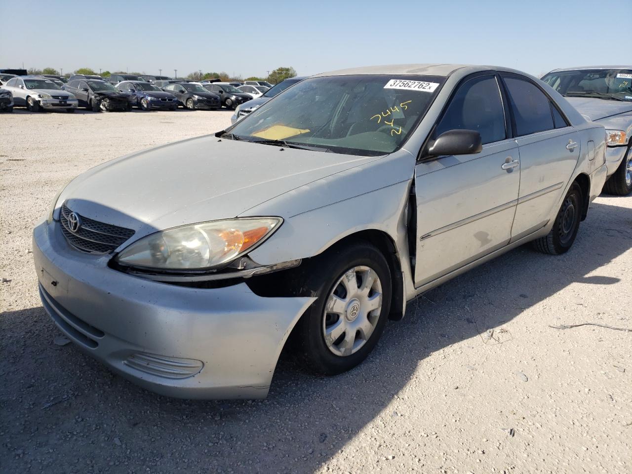 Photo 2 from auction – 2002 TOYOTA CAMRY LE with VIN 4T1BE32K52U100449