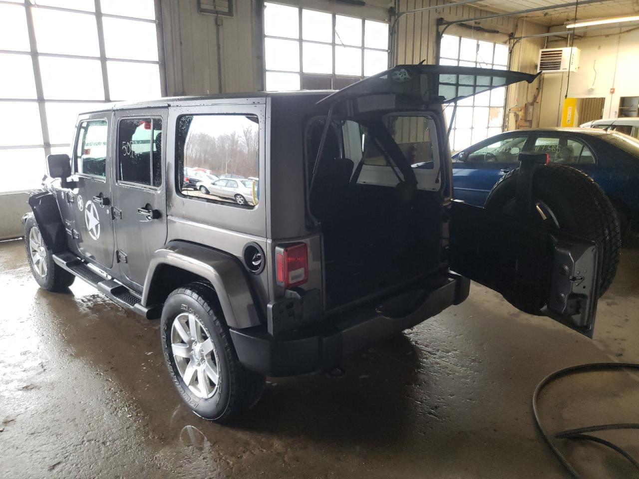 Photo 3 from auction – 2017 JEEP WRANGLER U with VIN 1C4BJWEG9HL523574