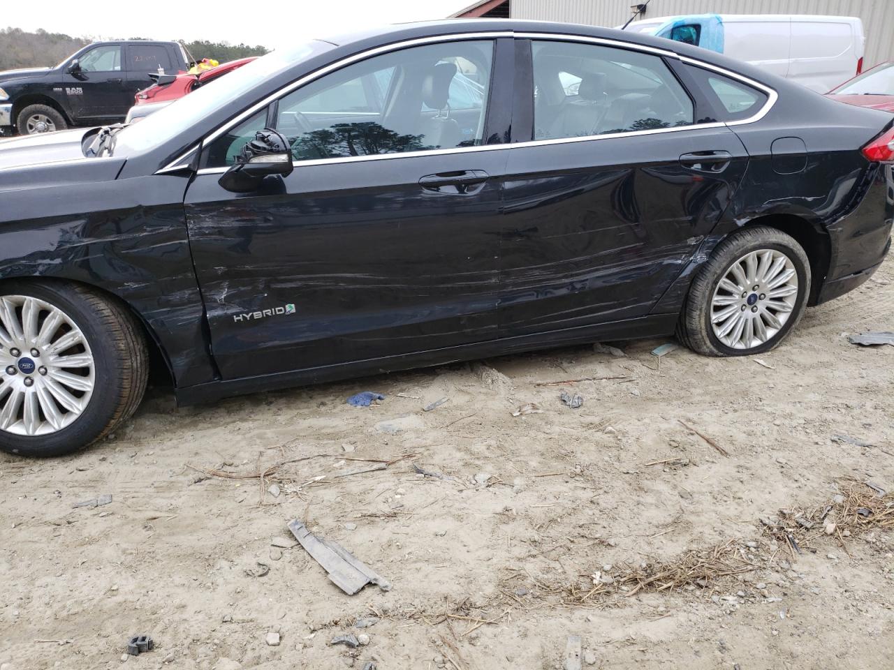 Photo 9 from auction – 2013 FORD FUSION SE with VIN 3FA6P0LU6DR288381