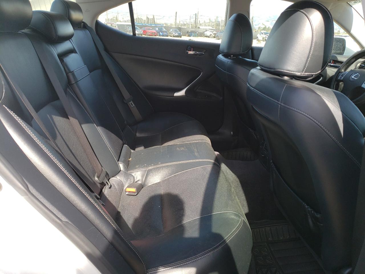 Photo 6 from auction – 2011 LEXUS IS 250 with VIN JTHBF5C25B5152491