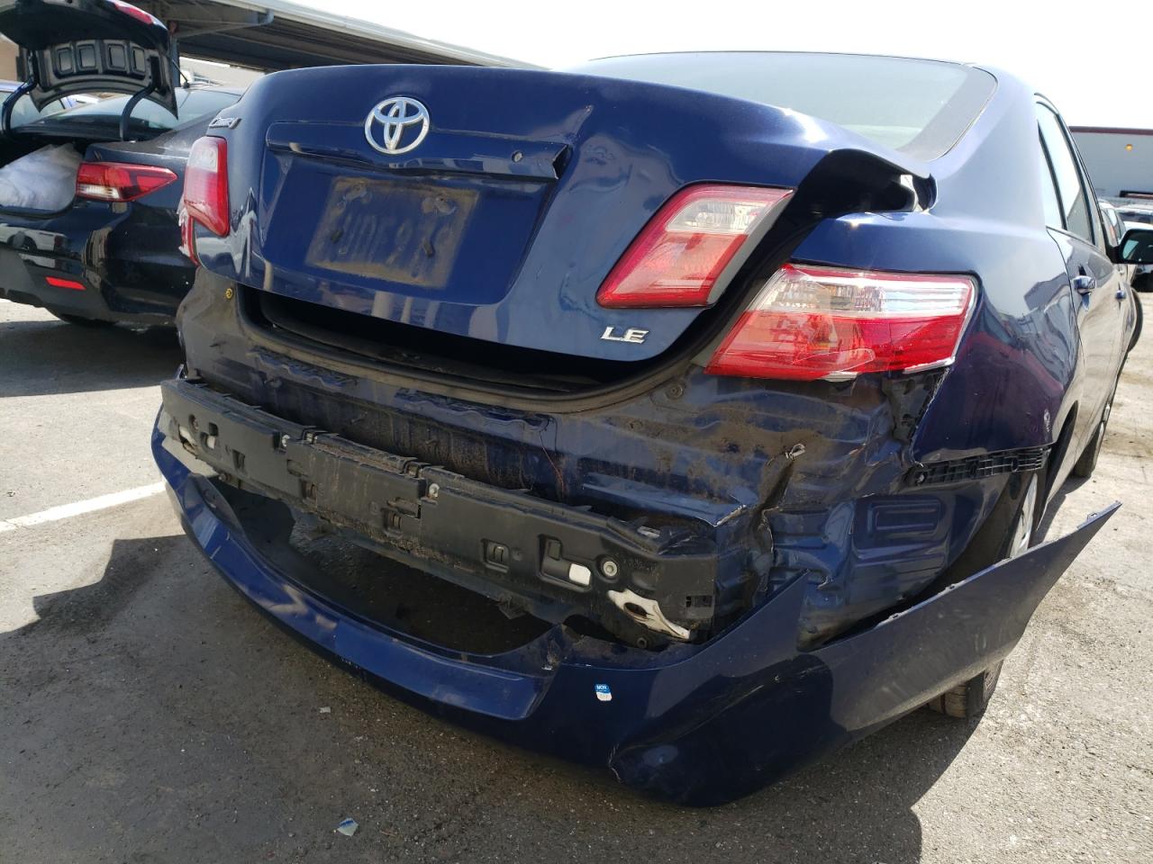Photo 9 from auction – 2007 TOYOTA UK with VIN 4T1BE46K87U012552