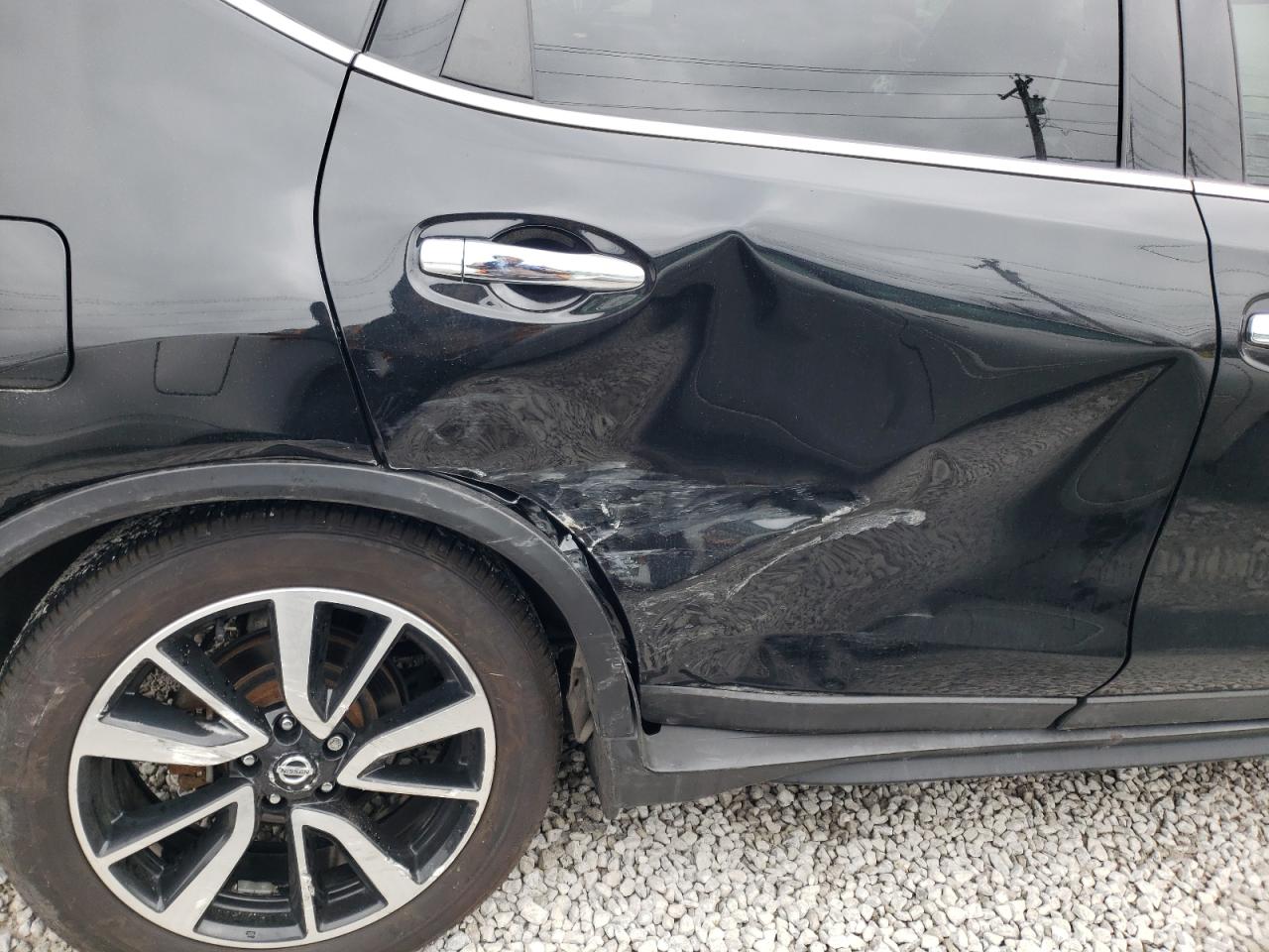 Photo 9 from auction – 2018 NISSAN ROGUE S with VIN 5N1AT2MV2JC722367