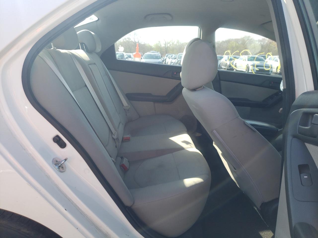 Photo 6 from auction – 2010 KIA FORTE EX with VIN KNAFU4A24A5855839