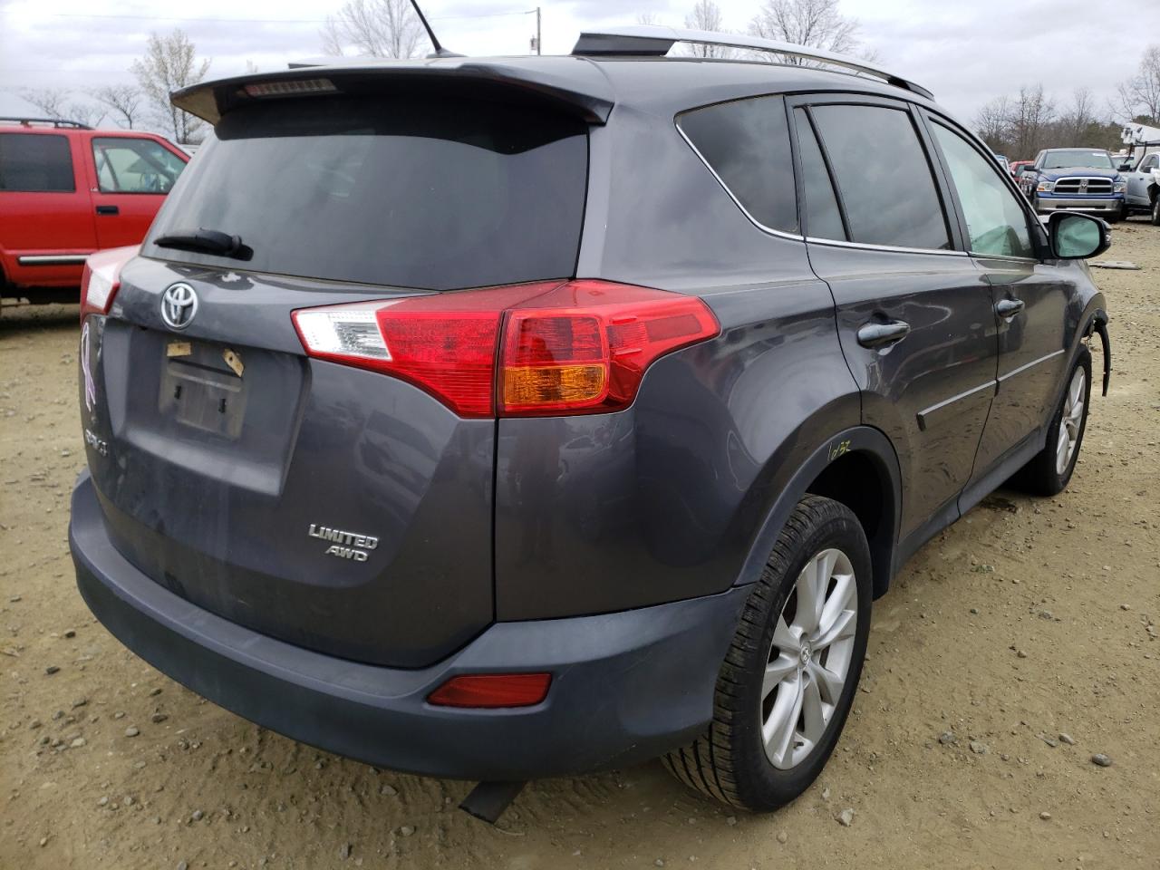 Photo 4 from auction – 2013 TOYOTA RAV4 LIMIT with VIN 2T3DFREV7DW001026