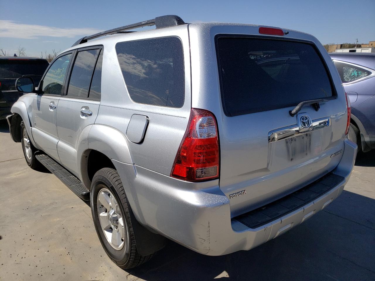 Photo 3 from auction – 2006 TOYOTA 4RUNNER SR with VIN JTEZU14RX68053580