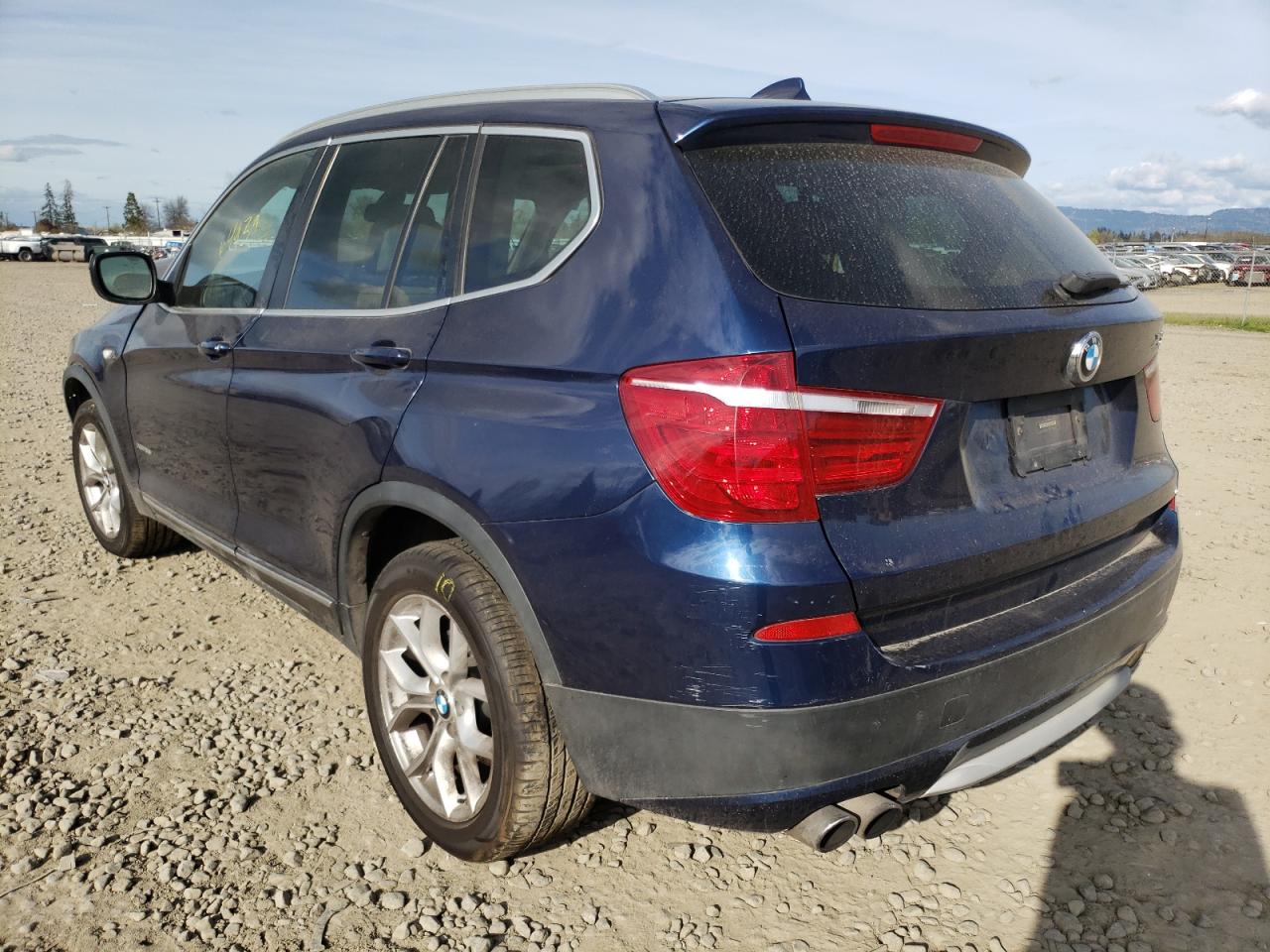 Photo 3 from auction – 2011 BMW X3 XDRIVE3 with VIN 5UXWX7C55BL733876