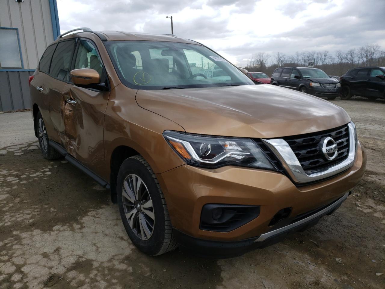 NISSAN PATHFINDER 2017 with VIN 5N1DR2MM9HC600425 - Photo from auction