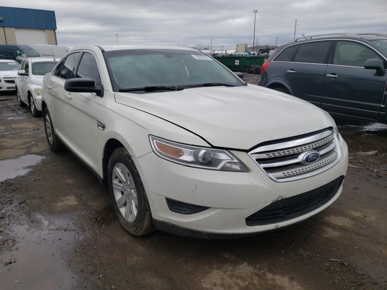 FORD TAURUS SE 2012 with VIN 1FAHP2DW1CG135949 - Photo from auction