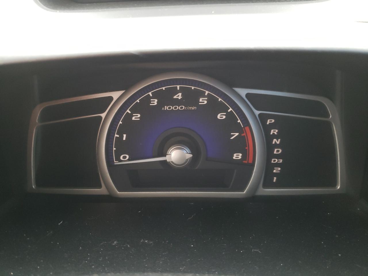 Photo 8 from auction – 2010 HONDA CIVIC LX with VIN 2HGFA1F56AH537308