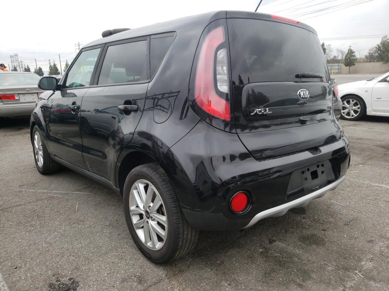 Photo 3 from auction – 2017 KIA SOUL + with VIN KNDJP3A5XH7461463