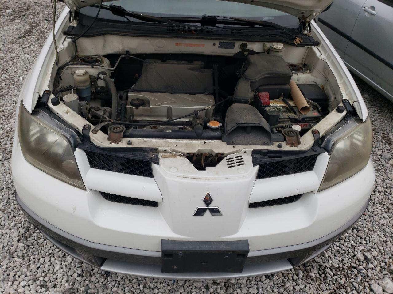 Photo 7 from auction – 2004 MITSUBISHI OUTLANDER with VIN JA4LZ31F24U052102