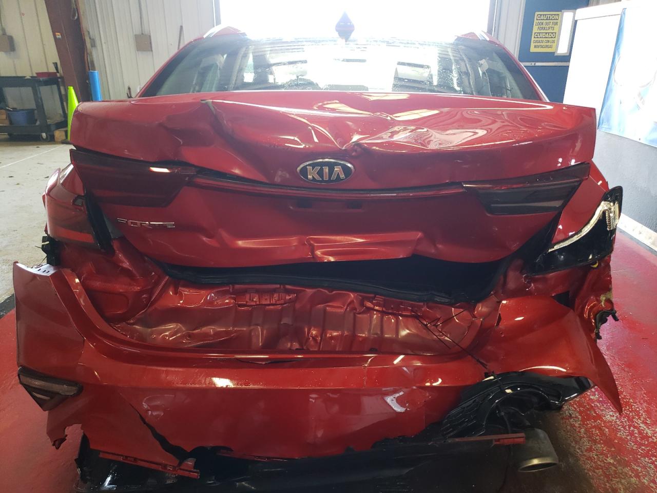 Photo 9 from auction – 2019 KIA FORTE FE with VIN 3KPF24AD4KE098750