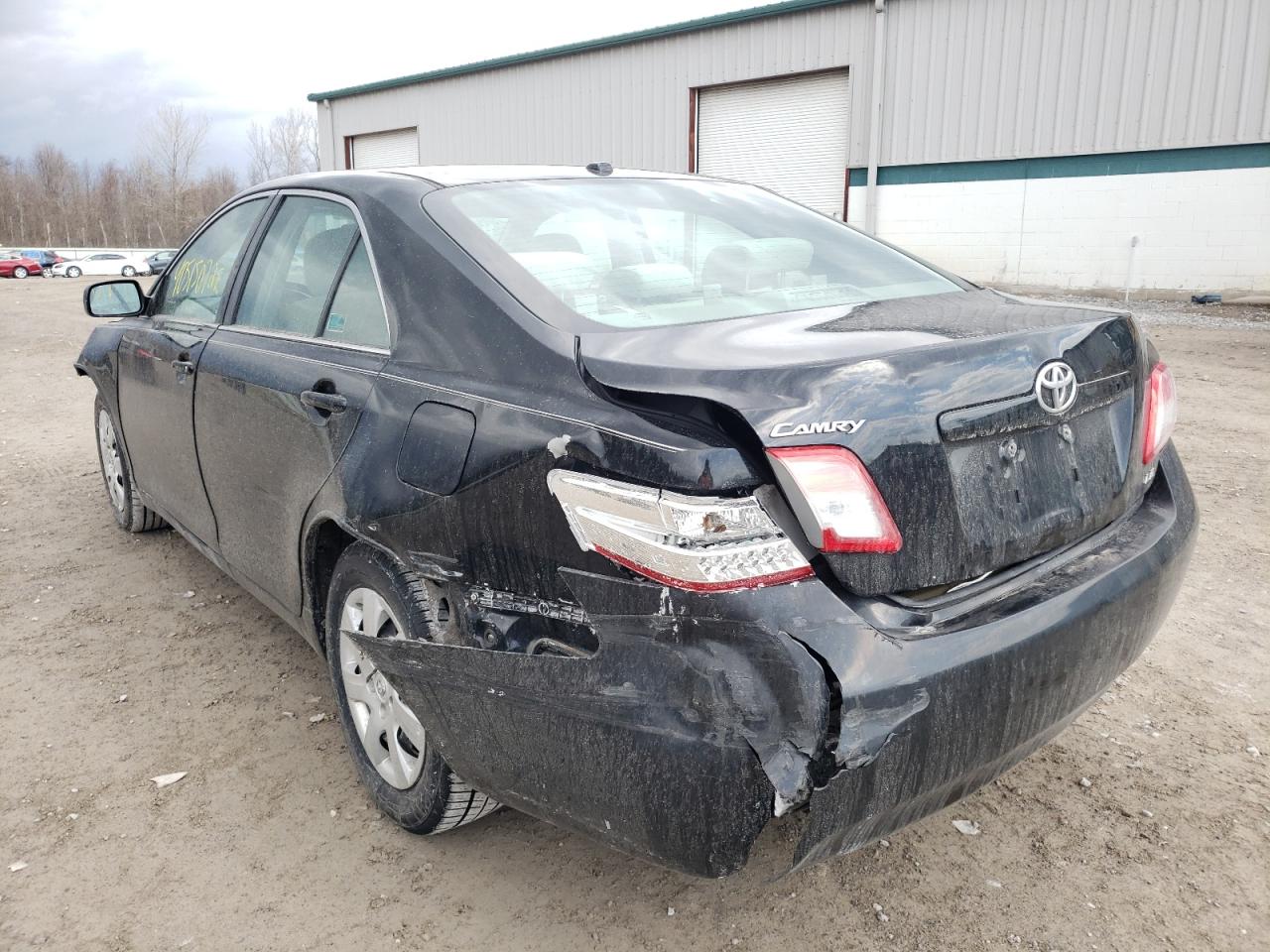 Photo 3 from auction – 2011 TOYOTA CAMRY BASE with VIN 4T1BF3EK8BU150433