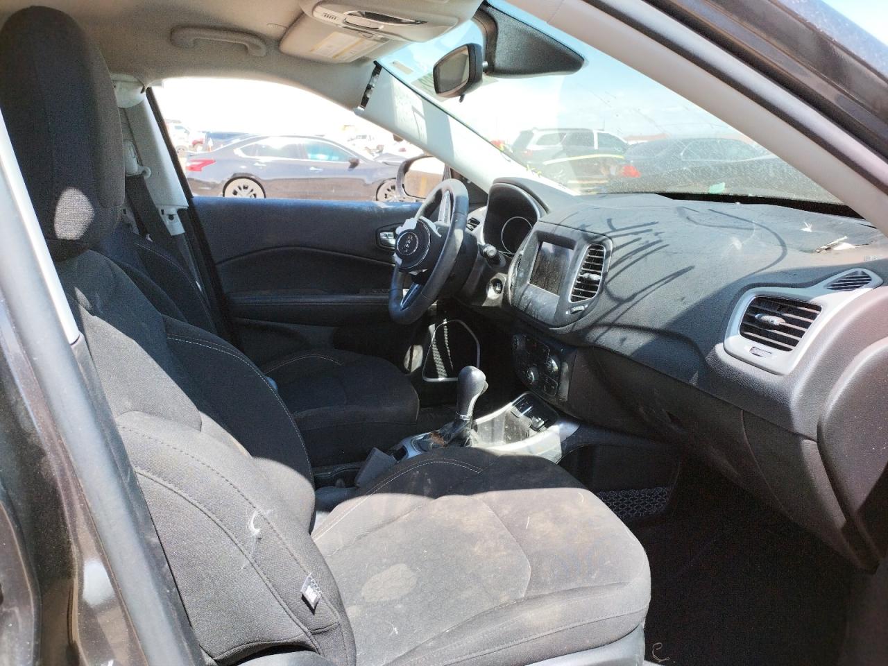 Photo 5 from auction – 2020 JEEP COMPASS SP with VIN 3C4NJCAB9LT220071