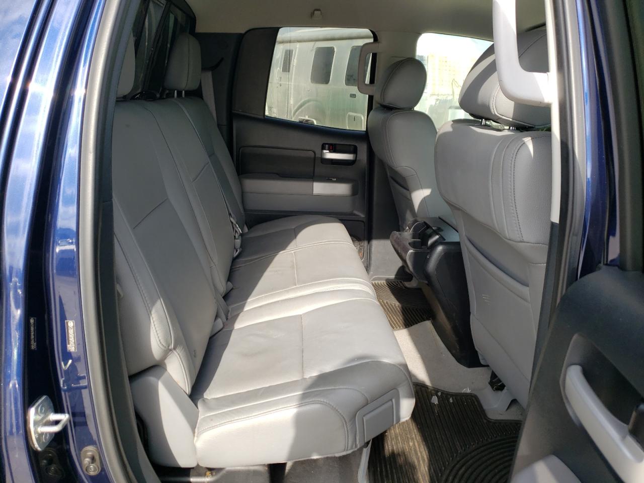 Photo 6 from auction – 2007 TOYOTA TUNDRA DOU with VIN 5TBBV58197S455191