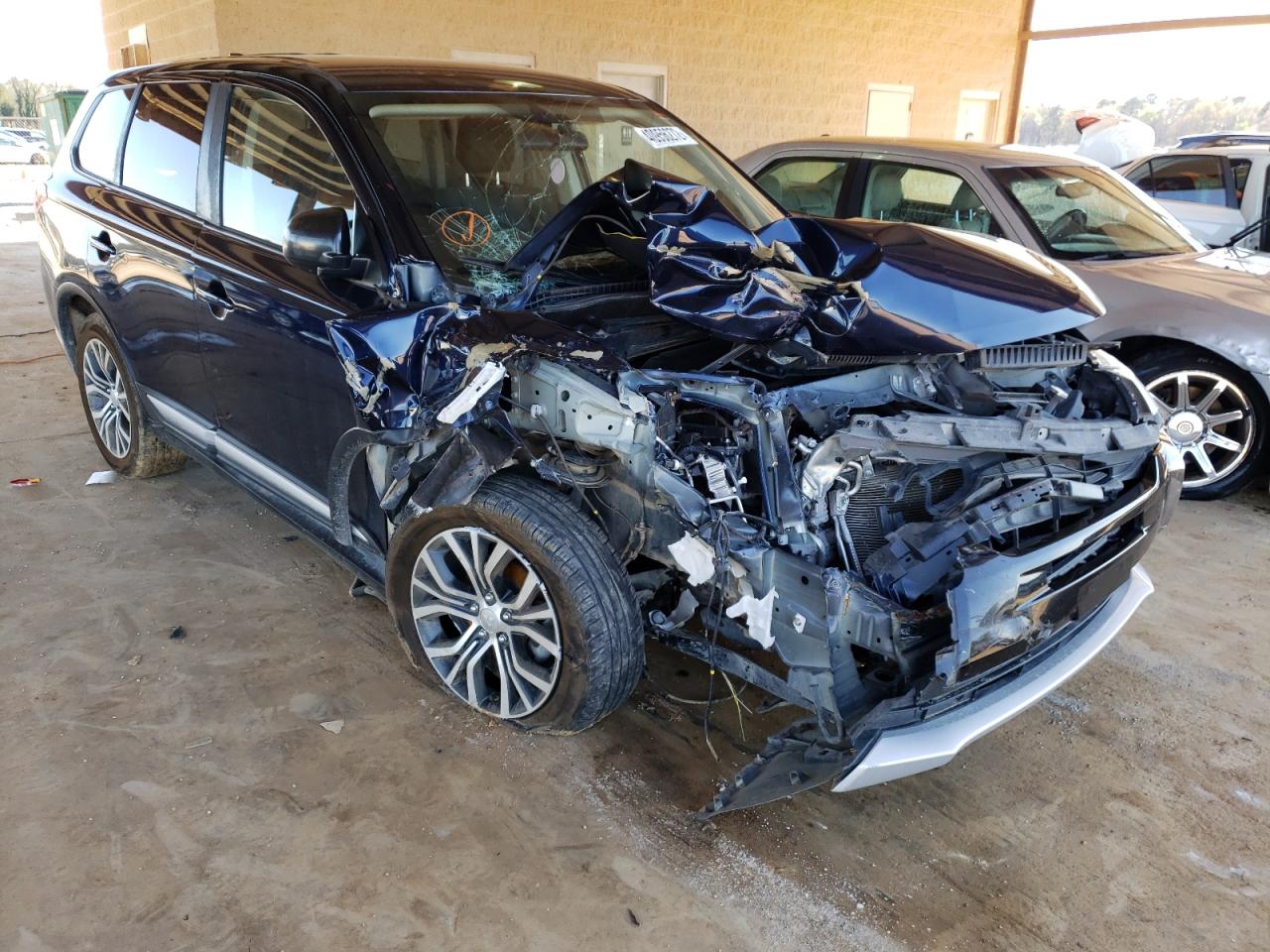 MITSUBISHI OUTLANDER 2017 with VIN JA4AD2A32HZ052115 - Photo from auction