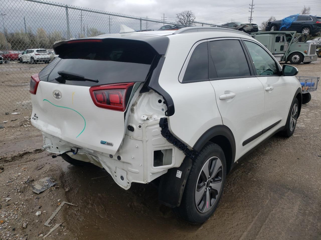 Photo 4 from auction – 2017 KIA NIRO FE with VIN KNDCB3LCXH5076953