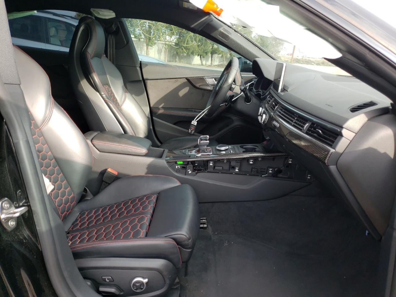 Photo 5 from auction – 2019 AUDI RS5 with VIN WUABWCF59KA900455
