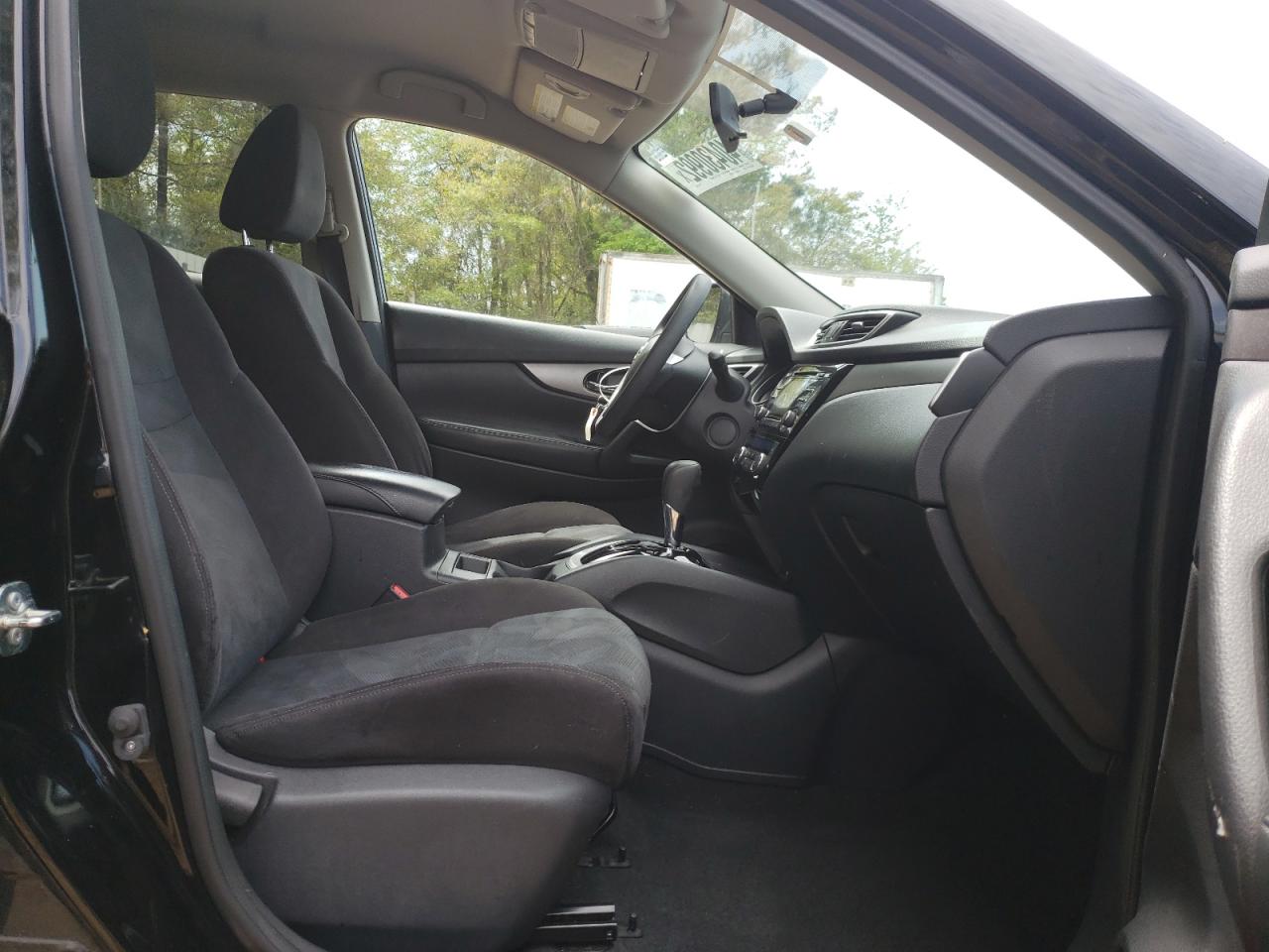 Photo 5 from auction – 2015 NISSAN ROGUE S with VIN KNMAT2MV9FP502437