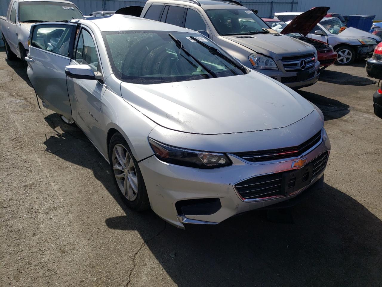 CHEVROLET MALIBU LT 2016 with VIN 1G1ZE5ST1GF250585 - Photo from auction