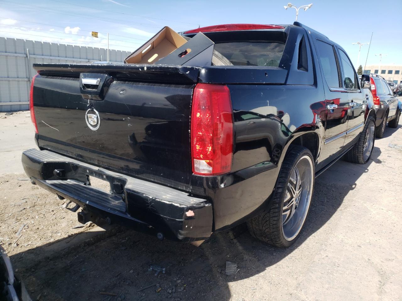 Photo 4 from auction – 2007 CADILLAC ESCALADE E with VIN 3GYFK628X7G224077