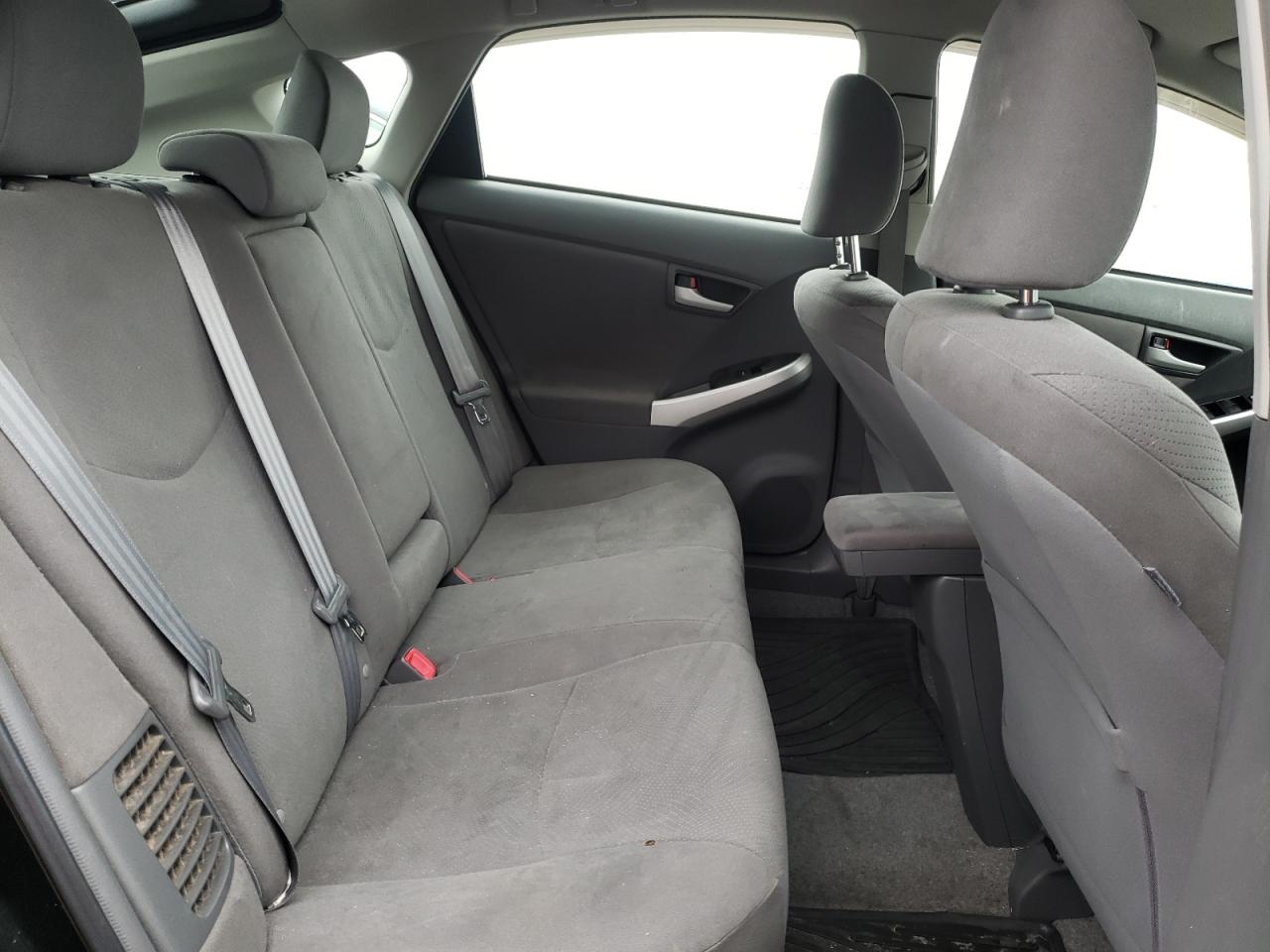 Photo 6 from auction – 2011 TOYOTA PRIUS with VIN JTDKN3DU7B0296615