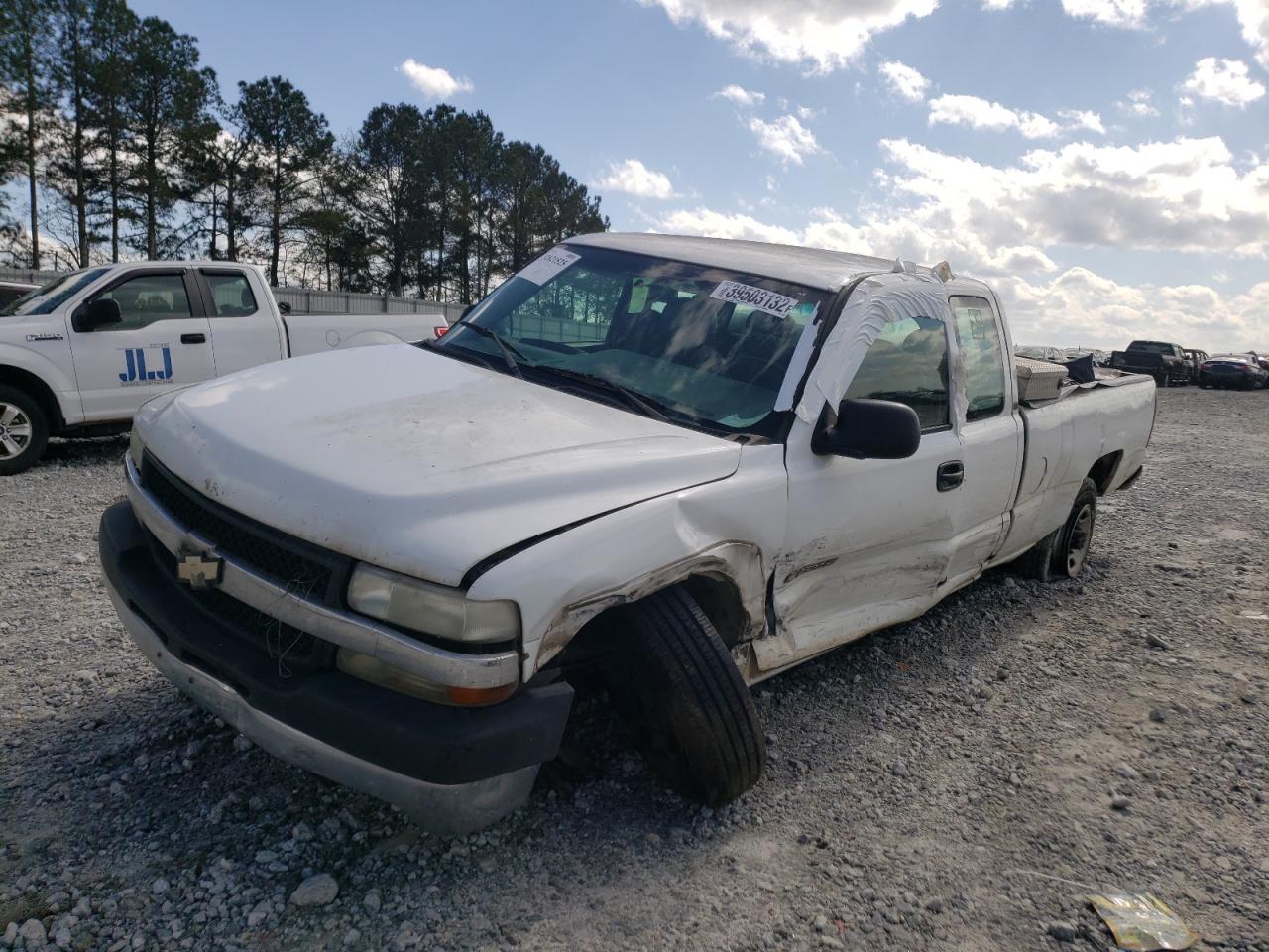 Photo 2 from auction – 2002 CHEVROLET SILVERADO with VIN 1GCHC29U32E187722