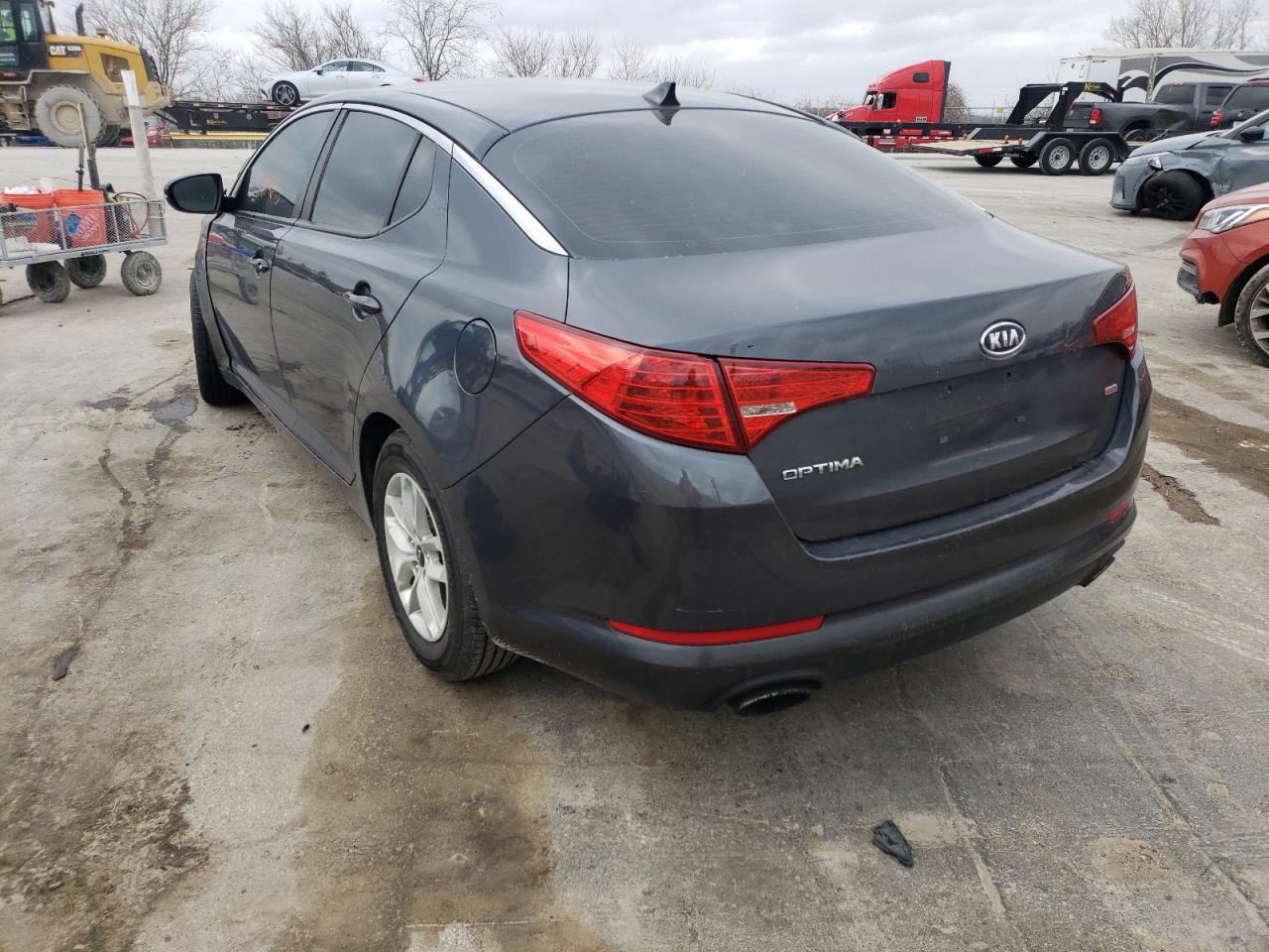 Photo 3 from auction – 2011 KIA OPTIMA LX with VIN KNAGM4A77B5161065