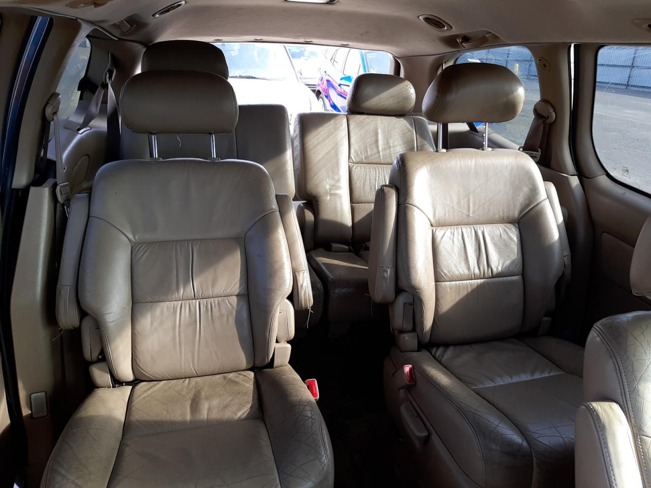 Photo 6 from auction – 2001 TOYOTA SIENNA LE with VIN 4T3ZF13C41U348527
